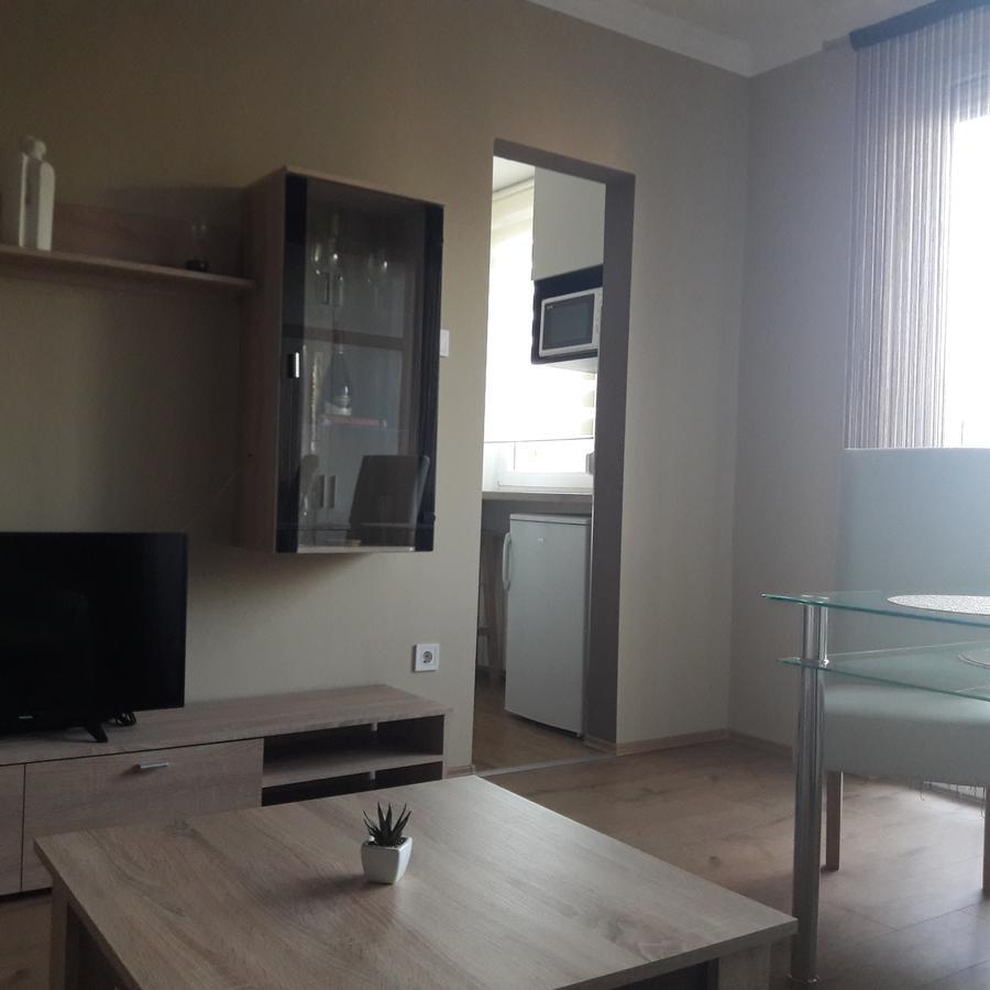 Studio 18 Apartman Kazincbarcika Exteriér fotografie